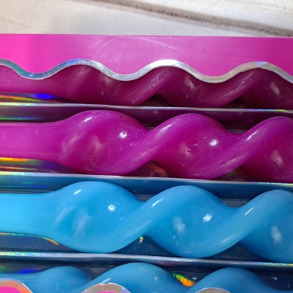 Jubilee Dripless Twisted Taper Candles 4 Pack 10 Inch - Picture 3 of 8